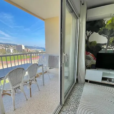 Sea View Pool Air Conditioning 300m Rated 3 Stars